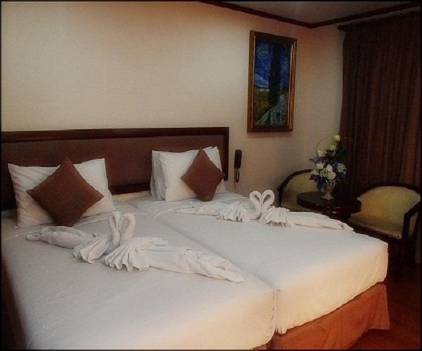 Abricole At Pattaya Hill Lägenhet Exteriör bild